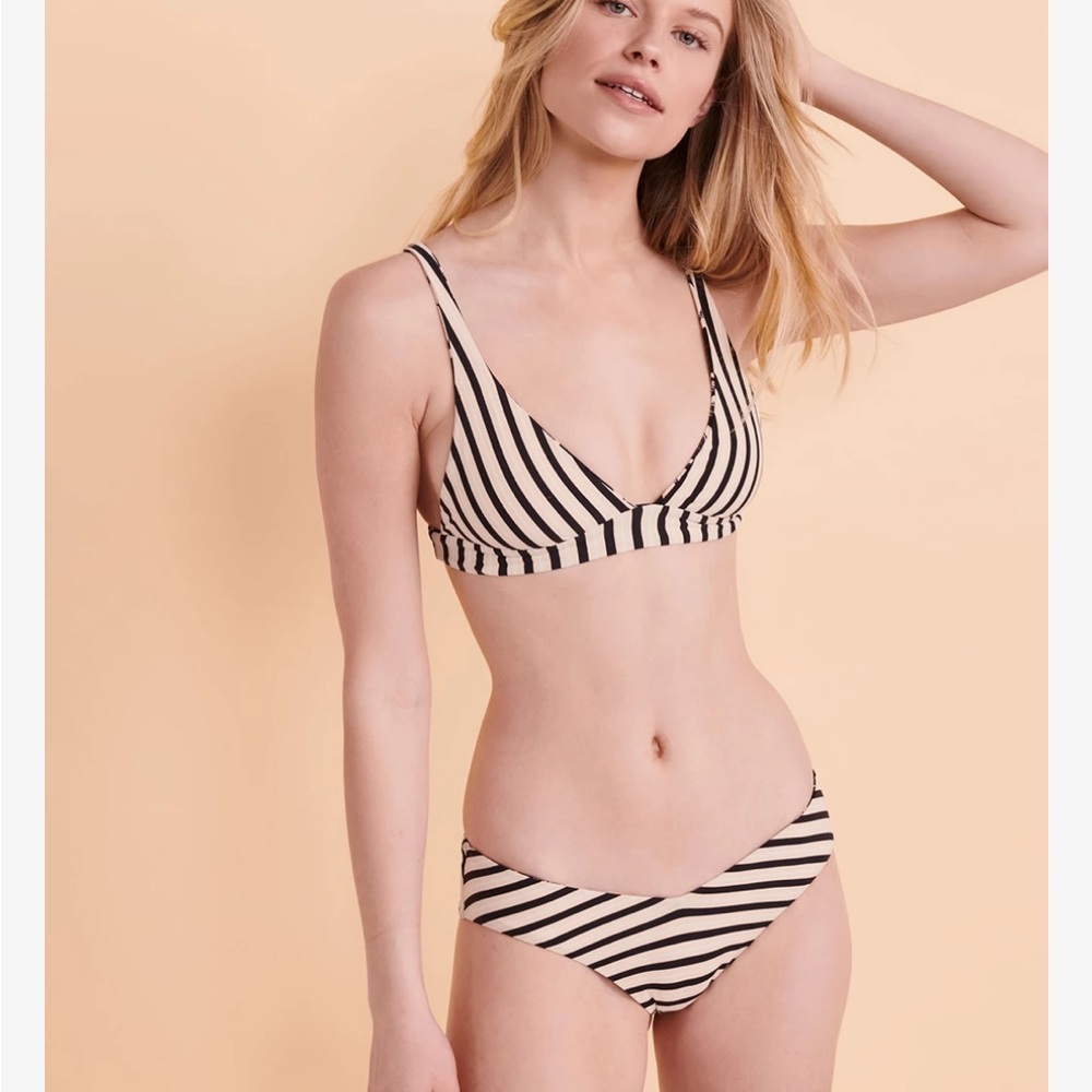 Billabong palmside reversible bikini with TWO tops